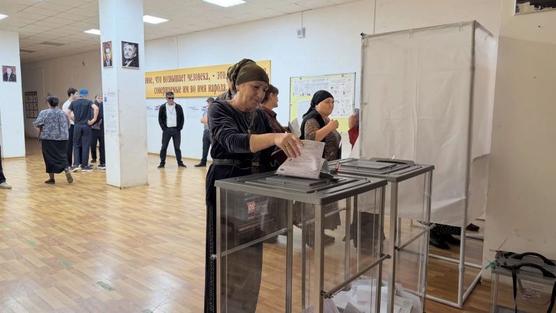 В Сулейман-Стальском районе стартовал второй день голосования